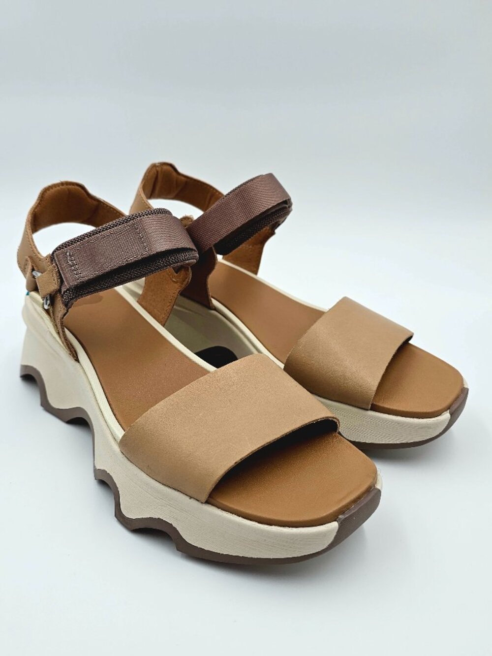 Sorel Kinetic Aura Y-Strap Strappy Sandals Tan Cream NL4962-246 Women's Size 9.5